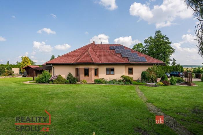 Prodej rodinného domu, Mokrovousy, 221 m2