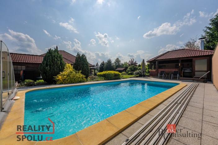 Prodej rodinného domu, Mokrovousy, 221 m2