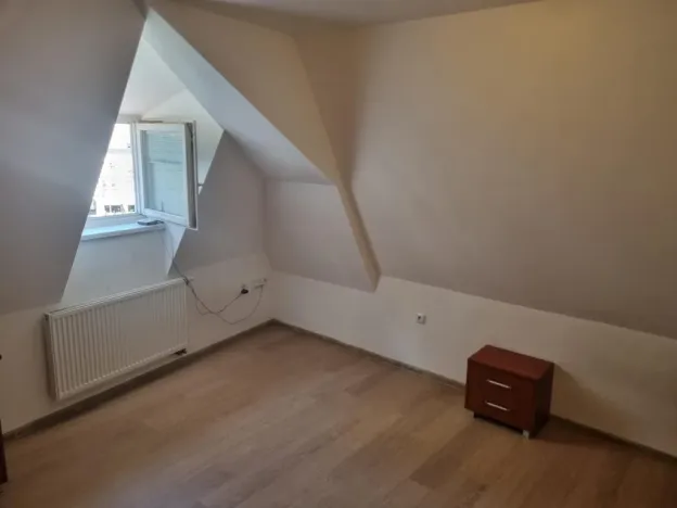 Pronájem bytu 1+1, Hradec Králové, Velké náměstí, 42 m2