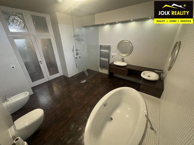 Pronájem bytu 3+kk, Opava, Horní náměstí, 213 m2