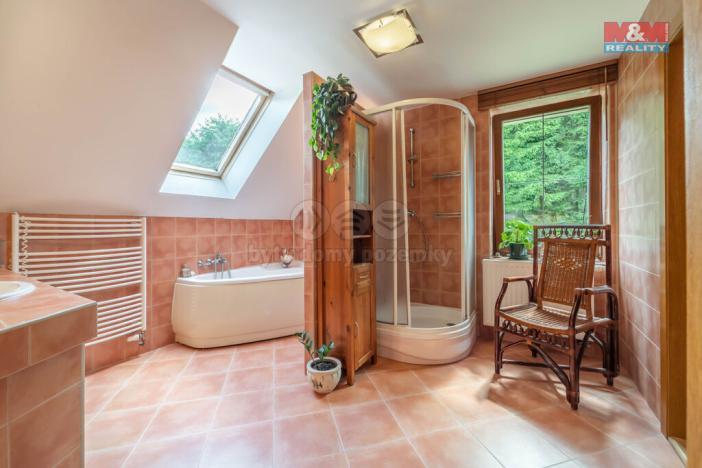 Prodej rodinného domu, Benecko, 224 m2