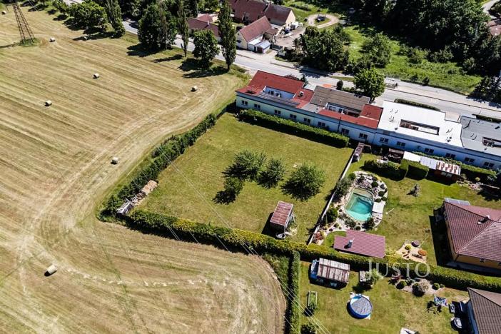 Prodej pozemku pro bydlení, České Budějovice, Zavadilka, 1925 m2