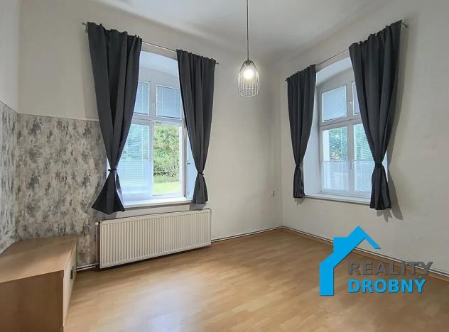 Prodej bytu 2+kk, Děčín, Sládkova, 52 m2