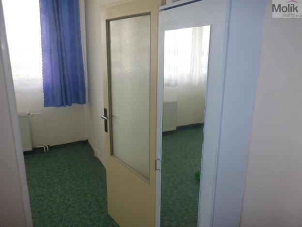 Pronájem bytu 1+kk, Chomutov, Březenecká, 28 m2