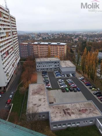 Pronájem bytu 1+kk, Chomutov, Březenecká, 28 m2