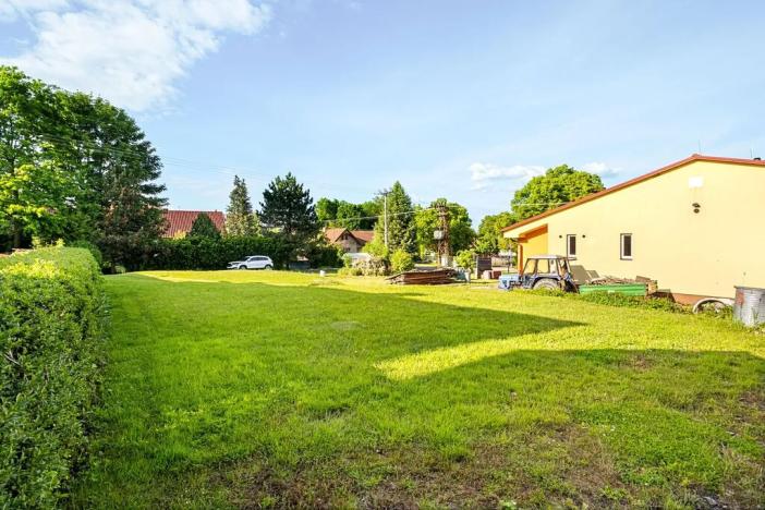 Prodej pozemku pro bydlení, Javorník, 595 m2