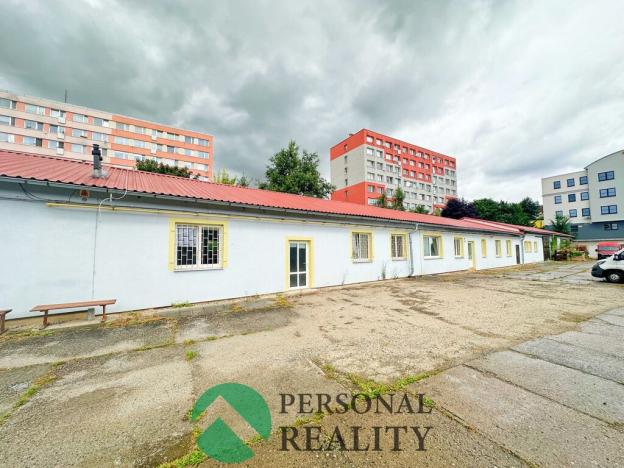 Pronájem obchodního prostoru, Rakovník, Sportovní, 800 m2