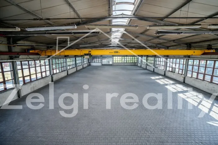 Pronájem skladu, Valtice, Zámek, 1192 m2