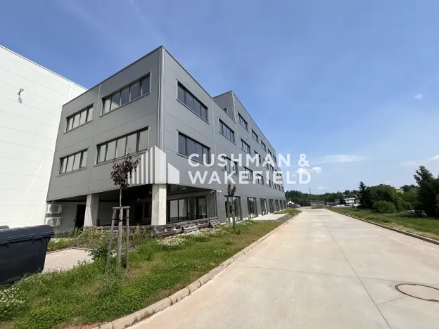 Prodej skladu, Nová Paka, 9000 m2