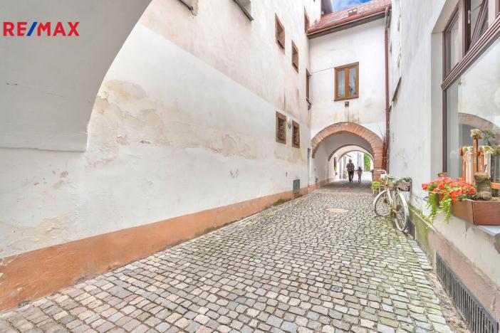 Prodej činžovního domu, Hostinné, Náměstí, 420 m2