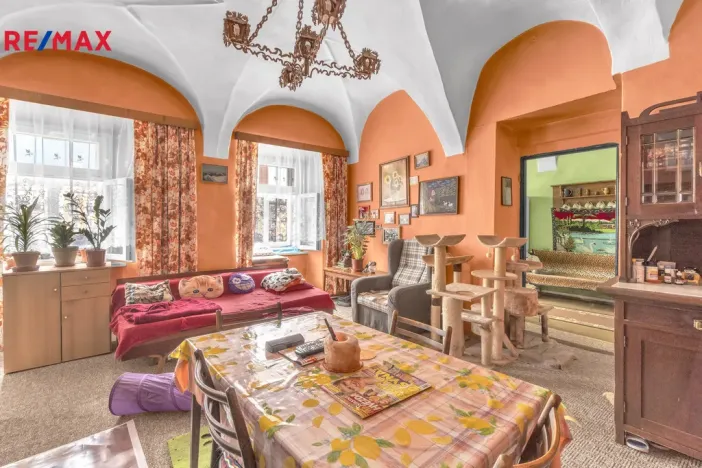 Prodej činžovního domu, Hostinné, Náměstí, 420 m2