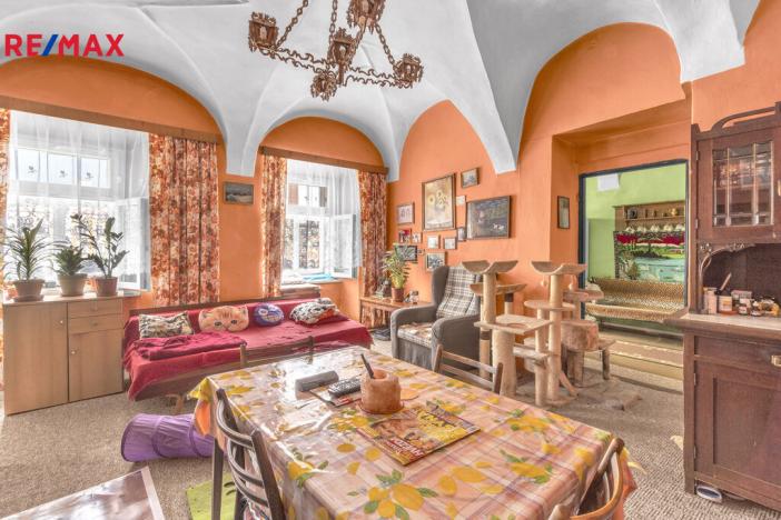 Prodej vícegeneračního domu, Hostinné, Náměstí, 420 m2