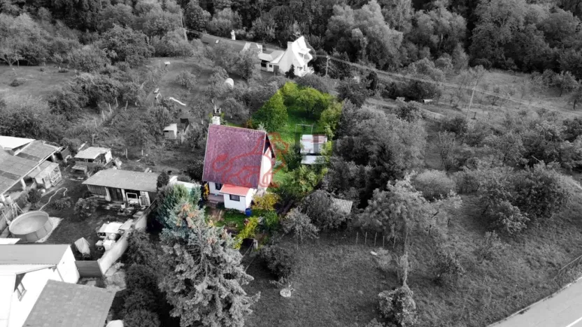 Prodej zahrady, Újezdec, 104 m2