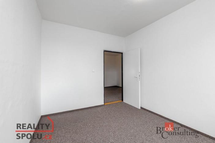 Prodej bytu 4+1, Mariánské Lázně - Úšovice, Kubelíkova, 85 m2