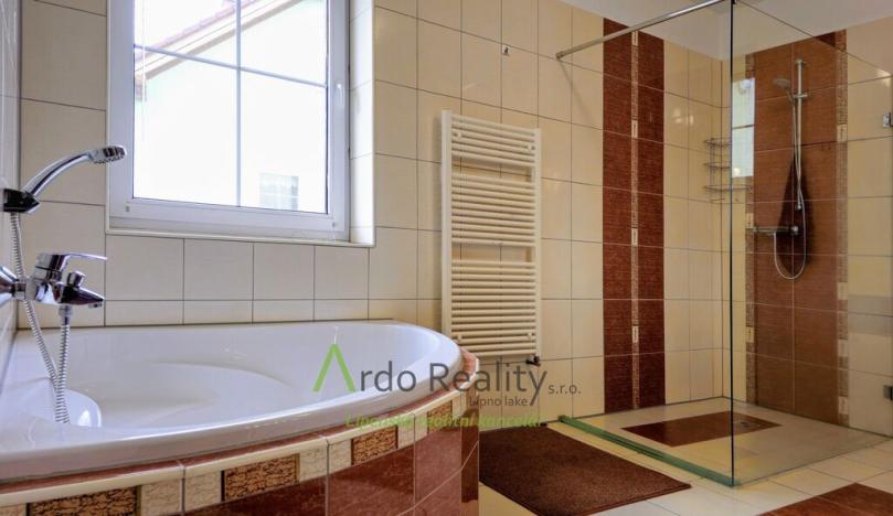 Prodej rodinného domu, Frymburk, 255 m2