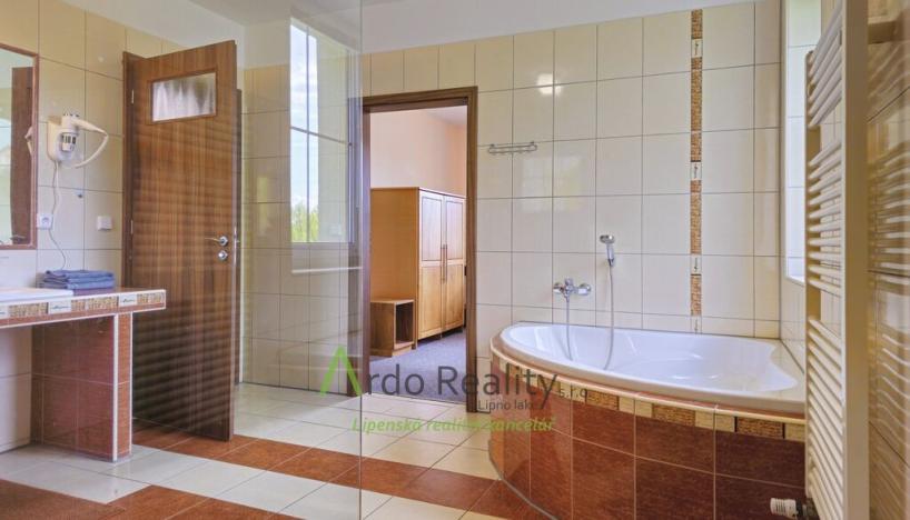 Prodej rodinného domu, Frymburk, 255 m2