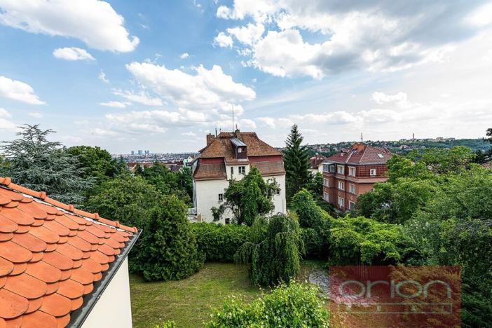 Pronájem rodinného domu, Praha - Smíchov, U Nesypky, 290 m2