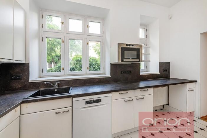 Pronájem rodinného domu, Praha - Smíchov, U Nesypky, 290 m2