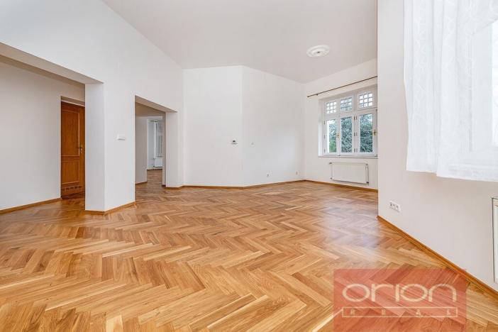Pronájem rodinného domu, Praha - Smíchov, U Nesypky, 290 m2