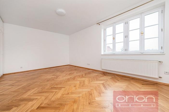Pronájem rodinného domu, Praha - Smíchov, U Nesypky, 290 m2