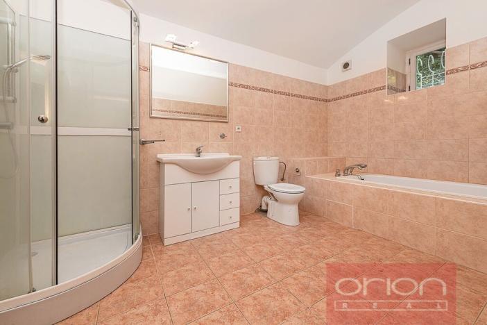 Pronájem rodinného domu, Praha - Smíchov, U Nesypky, 290 m2