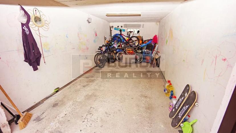 Prodej bytu 3+1, Měšice, 68 m2