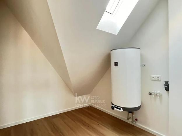 Pronájem bytu 3+kk, Praha - Břevnov, 8. listopadu, 81 m2