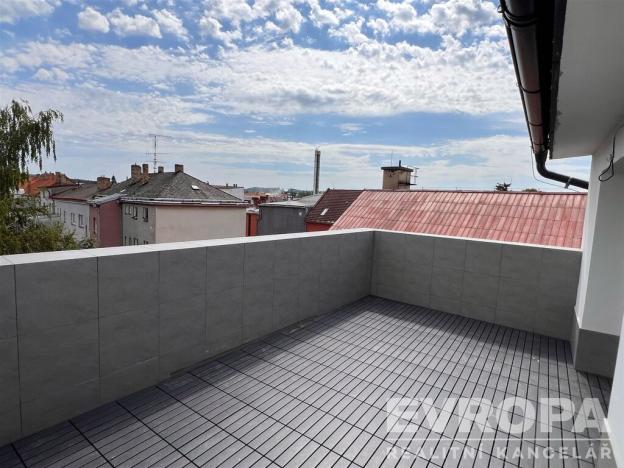 Prodej bytu 1+kk, Žirovnice, Havlíčkovo náměstí, 54 m2