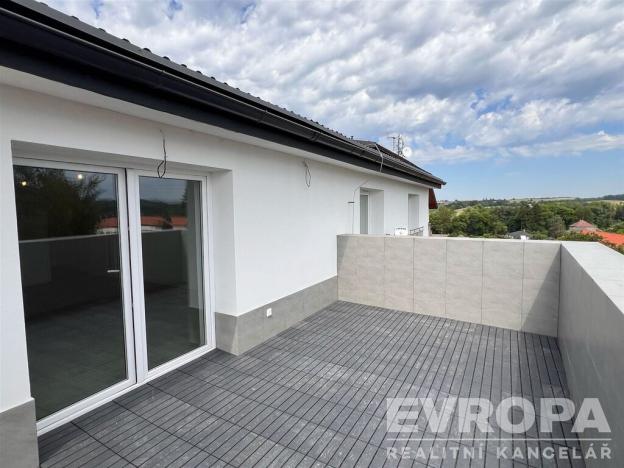 Prodej bytu 1+kk, Žirovnice, Havlíčkovo náměstí, 54 m2