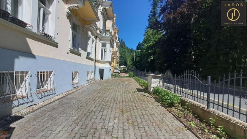 Prodej bytu 3+1, Mariánské Lázně, Třebízského, 88 m2