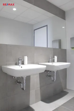 Pronájem kanceláře, Praha - Dolní Měcholupy, Ke Kablu, 23 m2