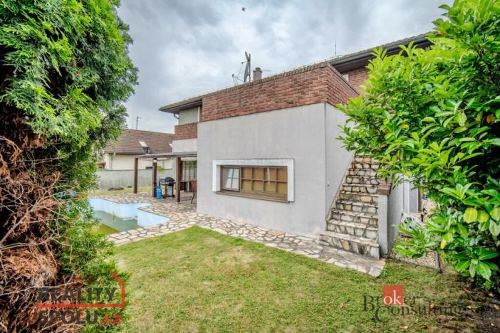 Prodej rodinného domu, Praha - Horní Počernice, Zárybnická, 307 m2