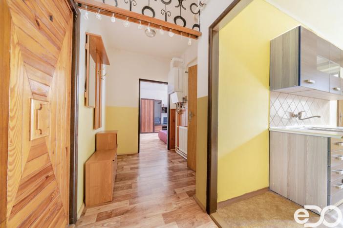 Prodej bytu 2+1, Skřivany, Nádražní, 60 m2