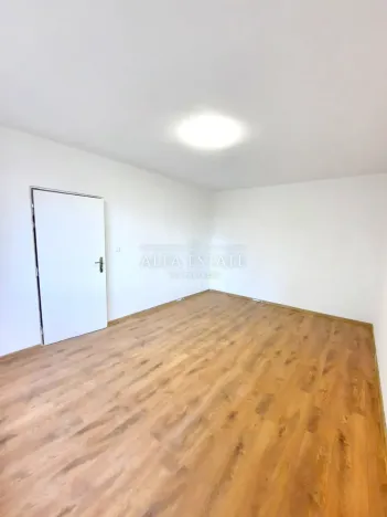 Pronájem bytu 2+1, Karlovy Vary - Stará Role, Fibichova, 63 m2