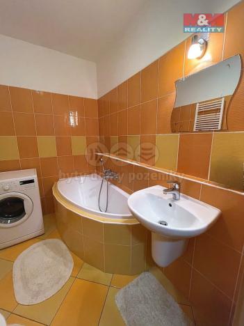 Prodej bytu 1+kk, Praha - Horní Měcholupy, Boloňská, 33 m2