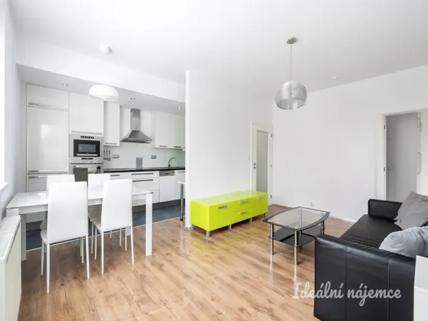 Pronájem bytu 3+kk, Praha, Marty Krásové, 66 m2