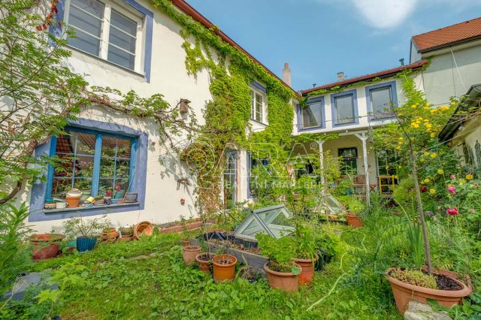 Prodej rodinného domu, Dobříš, Mírové náměstí, 450 m2