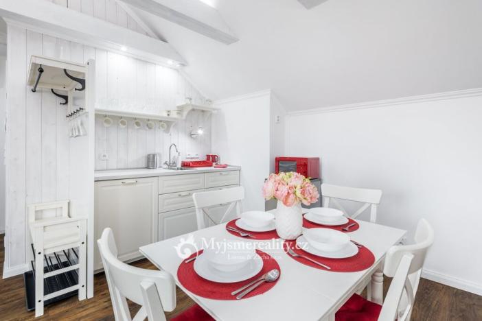 Prodej ubytování, Suchohrdly, Znojemská, 450 m2