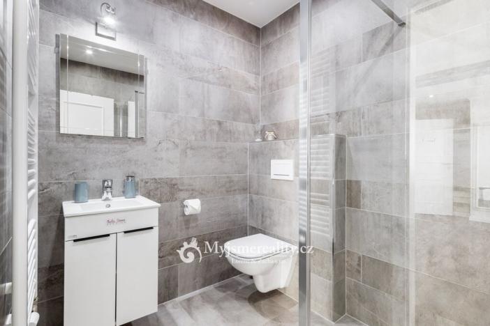 Prodej ubytování, Suchohrdly, Znojemská, 450 m2