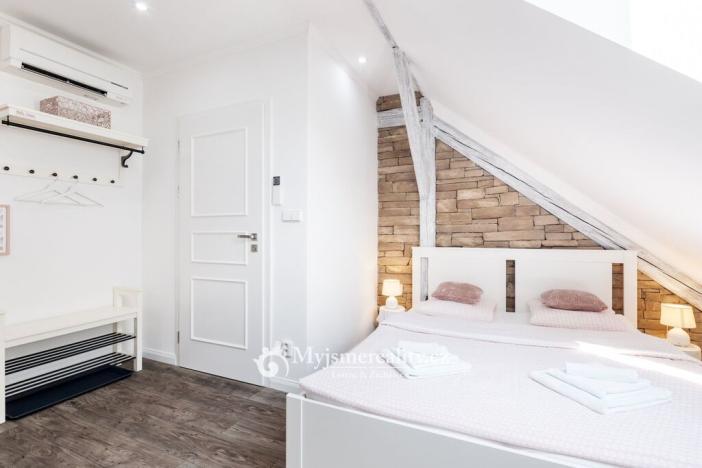 Prodej ubytování, Suchohrdly, Znojemská, 450 m2