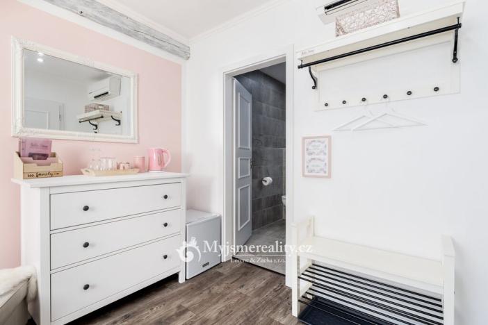 Prodej ubytování, Suchohrdly, Znojemská, 450 m2