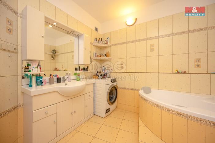 Prodej bytu 3+1, Šumperk, Finská, 86 m2