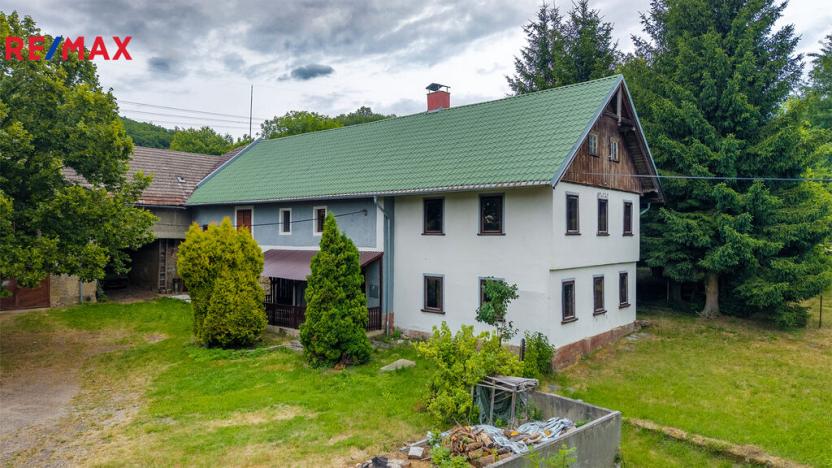 Prodej rodinného domu, Brniště - Luhov, 250 m2