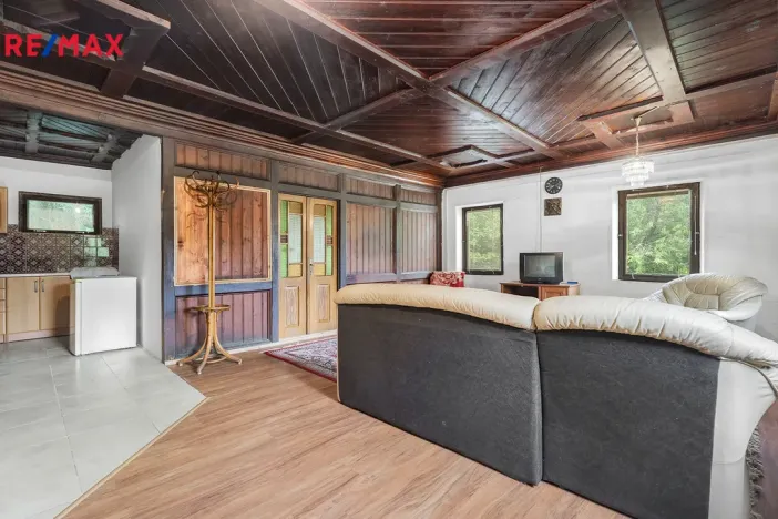 Prodej rodinného domu, Brniště - Luhov, 250 m2