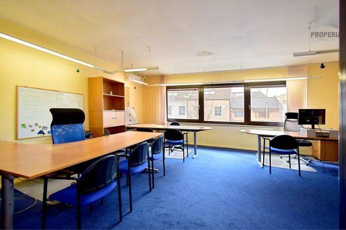 Prodej kanceláře, Brno, Haasova, 246 m2