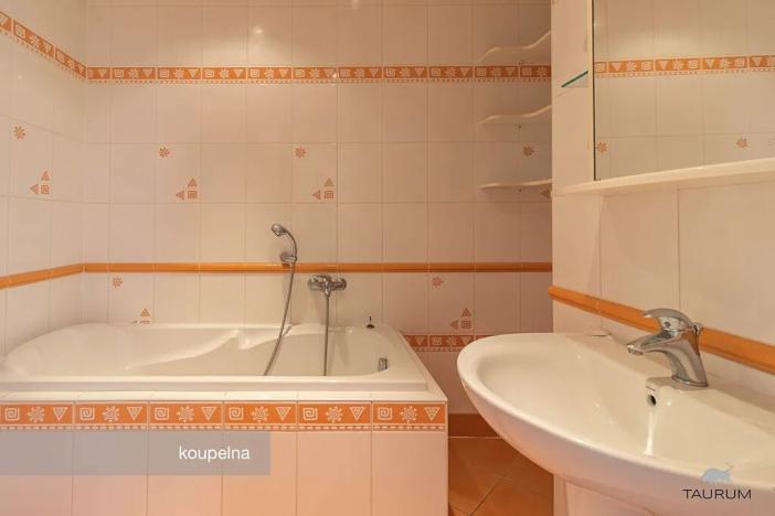 Pronájem bytu 3+1, Plzeň, Komenského, 72 m2