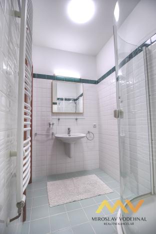 Pronájem bytu 1+kk, Hradec Králové, Malé náměstí, 98 m2