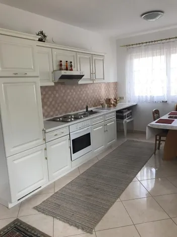 Prodej rodinného domu, Mariánské Lázně, Školní, 675 m2