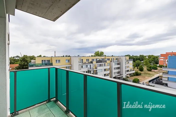 Pronájem bytu 1+kk, Praha - Letňany, Chlebovická, 33 m2