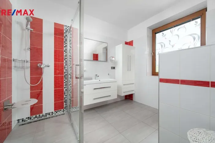 Prodej rodinného domu, Držkov, 232 m2